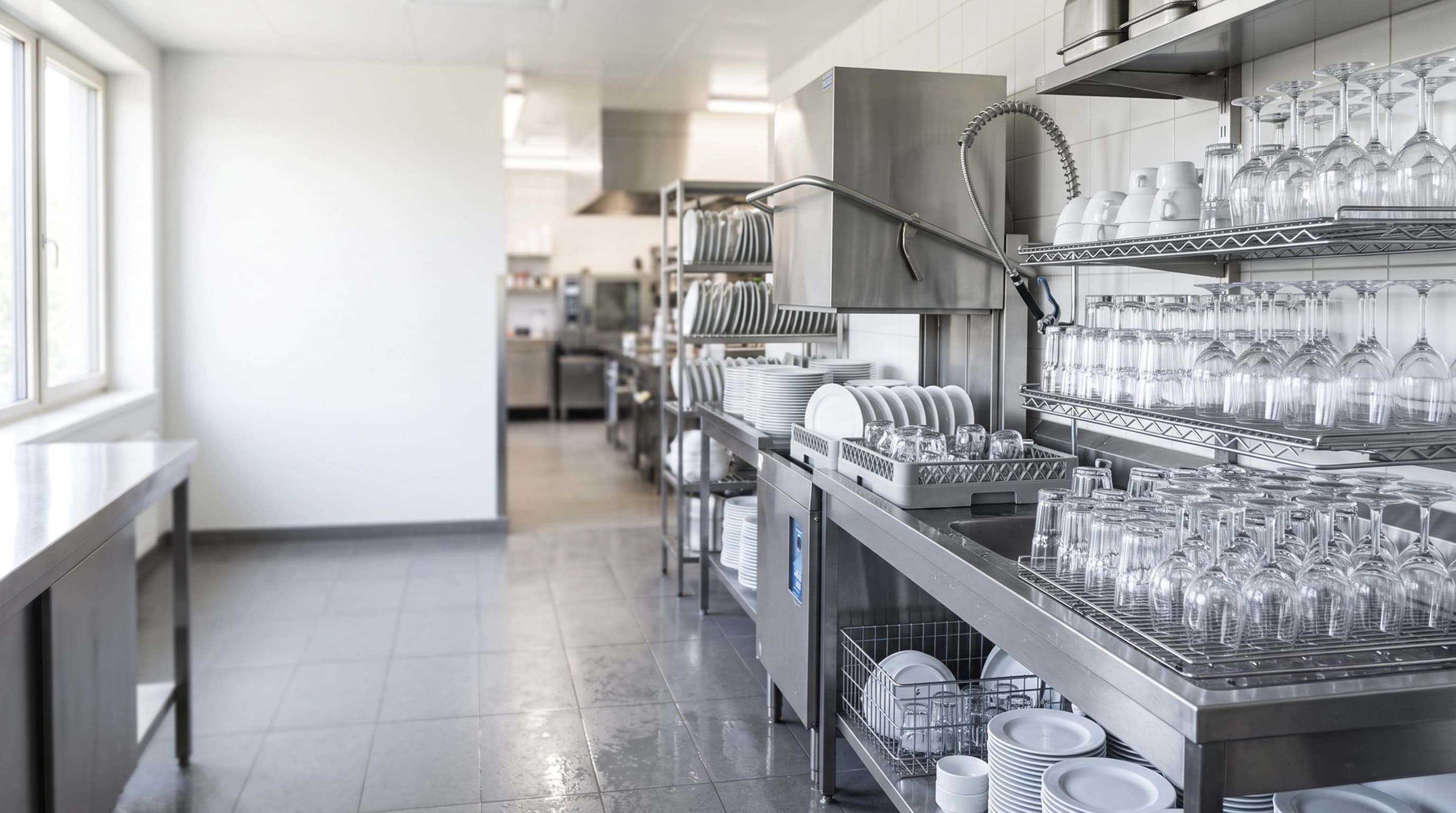 Jabón lavavajillas para empresas, cocinas comerciales y comedores en México.