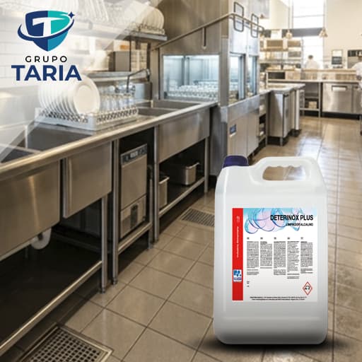 Detergente para industria alimentaria y limpieza profesional en plantas y áreas de alimentos.